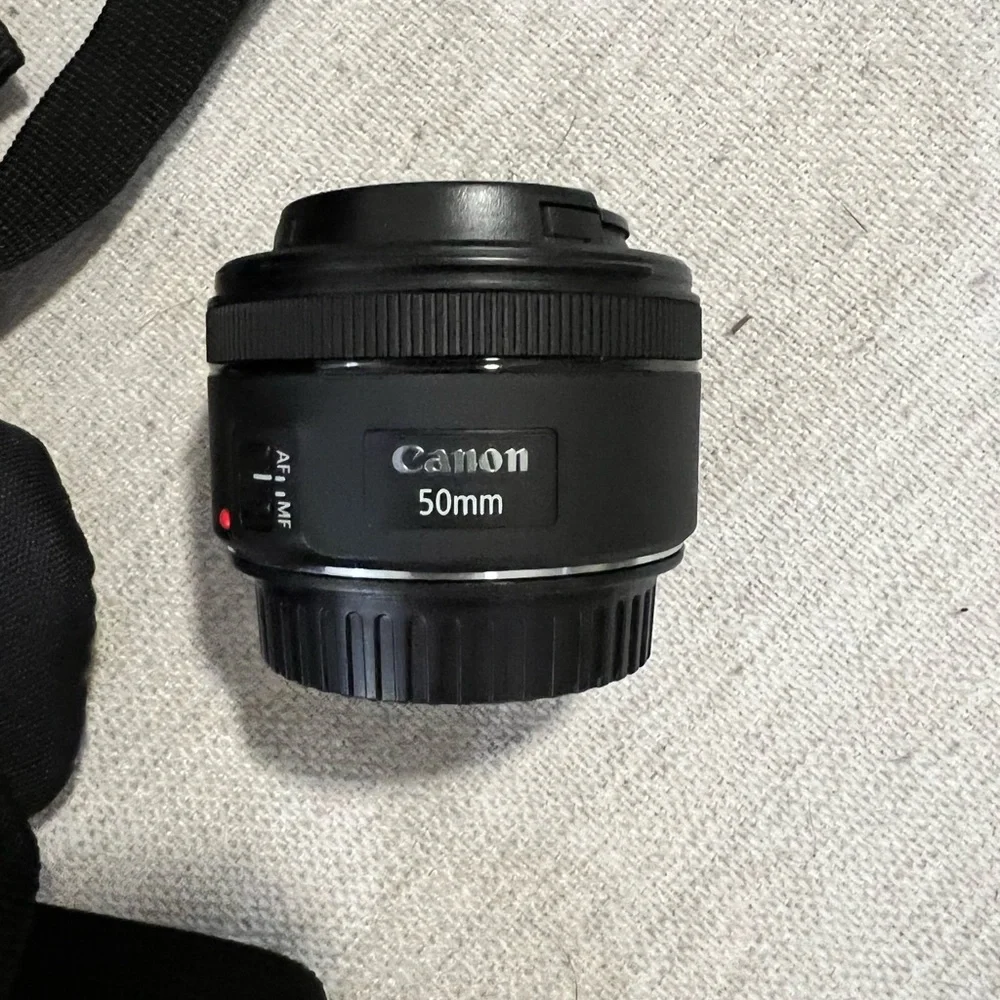 Canon t5 Camera